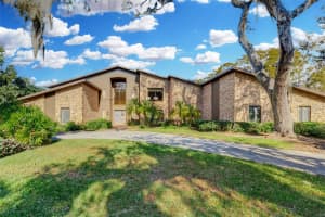 9 SKIDMORE ROAD, WINTER HAVEN, FL 33884 Sold 03/27/25