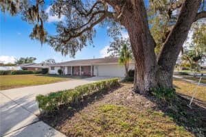 203 ORANGE STREET, DAVENPORT, FL 33837 Sold 06/12/25