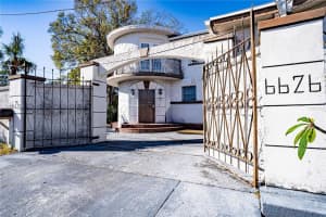 6626 1st St N, ST PETERSBURG