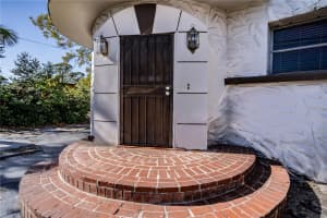 6626 1ST STREET, SAINT PETERSBURG, FL 33702 - MLS#MFRP4933139