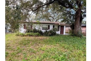 1207 CRESTWOOD DRIVE, WINTER HAVEN, FL 33881 Sold 01/24/25