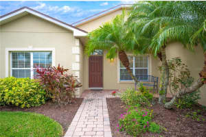 4151 MUIRFIELD LOOP, LAKE WALES, FL 33859 Sold 05/09/25