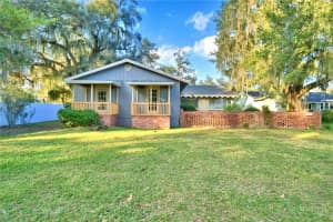2036 LAKE ARIANA BOULEVARD, AUBURNDALE, FL 33823 Sold 08/12/25