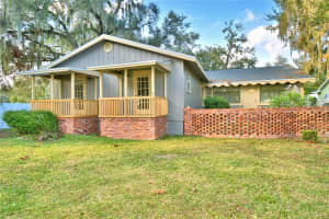 2036 LAKE ARIANA BOULEVARD, AUBURNDALE, FL 33823 Sold 08/12/25