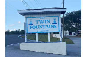 222 CHERRYWOOD DR, LAKE WALES, FL 33898 Sold 02/14/25