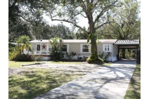 25 ROSALIE OAKS BOULEVARD, LAKE WALES, FL 33898 Sold 04/11/25