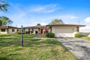 25 AVIATION DRIVE, WINTER HAVEN, FL 33881 Sold 08/21/25