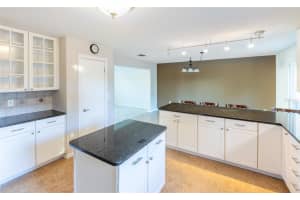 808 LAKE ELBERT COURT, WINTER HAVEN, FL 33881 Sold 03/03/25