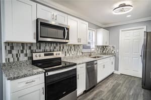 115 7TH JPV STREET, WINTER HAVEN, FL 33880 Sold 06/23/25