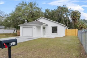 735 AVENUE R NE, WINTER HAVEN, FL 33881 Sold 03/03/25