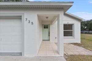 735 AVENUE R NE, WINTER HAVEN, FL 33881 Sold 03/03/25