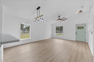 735 AVENUE R NE, WINTER HAVEN, FL 33881 Sold 03/03/25