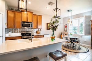 4062 BEDFORD AVENUE, WINTER HAVEN, FL 33884 Sold 03/04/25