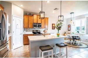 4062 BEDFORD AVENUE, WINTER HAVEN, FL 33884 Sold 03/04/25