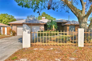 102 KEITH COURT, AUBURNDALE, FL 33823 Sold 02/19/25
