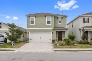723 Chinoy Rd, DAVENPORT