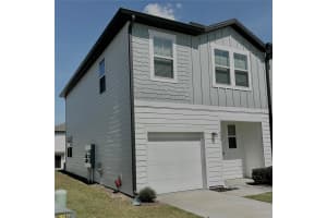 932 Grandin St, DAVENPORT