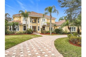 2683 Wyndsor Oaks Way, WINTER HAVEN