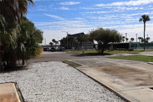 9000 US HWY 192 #327, CLERMONT, FL 34714 Sold 02/28/25