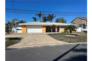 1371 SEA GULL DRIVE, ST PETERSBURG, FL 33707 Sold 08/20/25