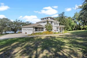 2841 COUNTRY CLUB ROAD, WINTER HAVEN, FL 33881 Sold 04/09/25