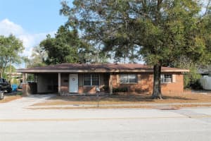 807 1ST STREET, LAKE WALES, FL 33853 Sold 06/06/25