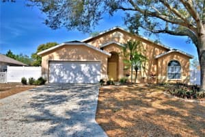 851 HUNT DRIVE, LAKE WALES, FL 33853 Sold 05/01/25