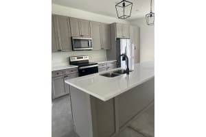 1205 LAKE LOOP ROAD, WINTER HAVEN, FL 33880 Sold 06/03/25