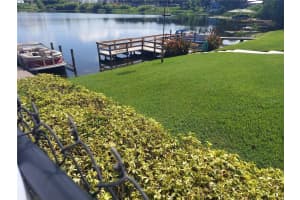 700 MIRROR TERRACE, WINTER HAVEN, FL 33881 Sold 07/09/25