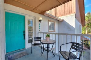 208 COUNTRY LANE, WINTER HAVEN, FL 33881 Sold 09/26/25