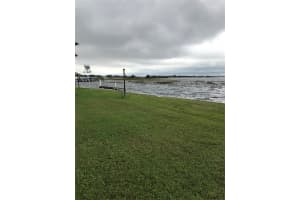422 LAKESIDE RANCH CIRCLE, WINTER HAVEN, FL 33881 - MLS#MFRP4933809