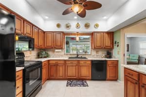 762 CANBERRA RD, WINTER HAVEN, FL 33884 Sold 04/28/25