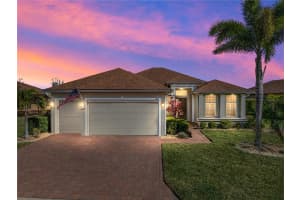 1332 OAKMONT DRIVE, WINTER HAVEN, FL 33884 Sold 04/08/25