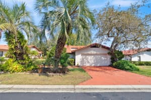 2637 Sunburst Ct, LAKE WALES