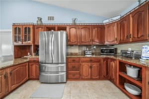 922 LAKE DRIVE, LAKE PLACID, FL 33852 Sold 07/22/25