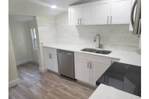 7151 51ST AVENUE, ST PETERSBURG, FL 33709 Sold 04/11/25