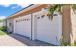 9502 WATERFORD OAKS BOULEVARD, WINTER HAVEN, FL 33884 Sold 05/06/25