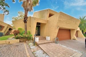 26 CASARENA COURT, WINTER HAVEN, FL 33881 Sold 04/17/25