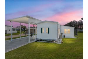 8925 SOUTHSHORE COURT, POLK CITY, FL 33868 - MLS#MFRP4933935
