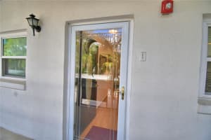 200 EL CAMINO DRIVE, WINTER HAVEN, FL 33884 Sold 08/20/25