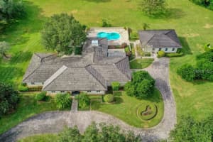 2300 SCENIC HIGHWAY, LAKE WALES, FL 33898 Sold 10/13/25