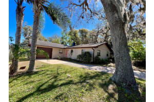 407 PARADISE ISLAND DRIVE, HAINES CITY, FL 33844 Sold 05/16/25