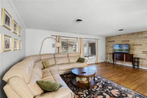 136 HAMPDEN ROAD, WINTER HAVEN, FL 33884 Sold 04/28/25