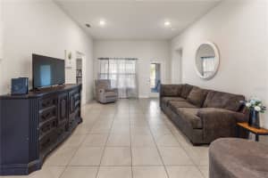 135 KRENSON BAY LOOP, WINTER HAVEN, FL 33881 Sold 08/06/25