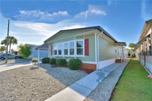 4324 CHERRYWOOD STREET, WINTER HAVEN, FL 33880 Sold 04/17/25