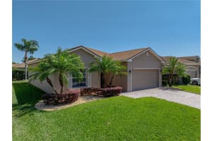 5325 NICKLAUS DRIVE, WINTER HAVEN, FL 33884 - MLS#MFRP4934140