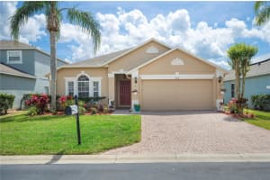 225 Highgate Park Blvd, DAVENPORT