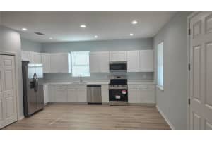 615 AVENUE S NE, WINTER HAVEN, FL 33881 Sold 05/23/25