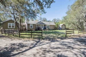 4010 PAW PAW TRAIL, LAKE WALES, FL 33898 - MLS#MFRP4934220