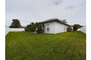 7726 ASHFORD DRIVE, LAKELAND, FL 33810 Sold 06/20/25